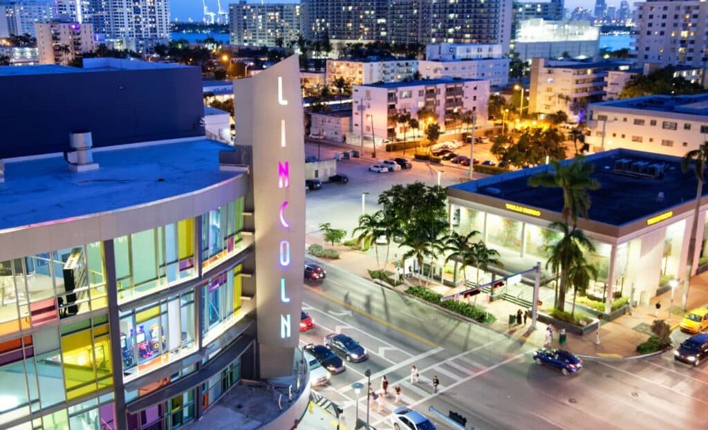 Um dos melhores shoppings de Miami é o Lincoln Road