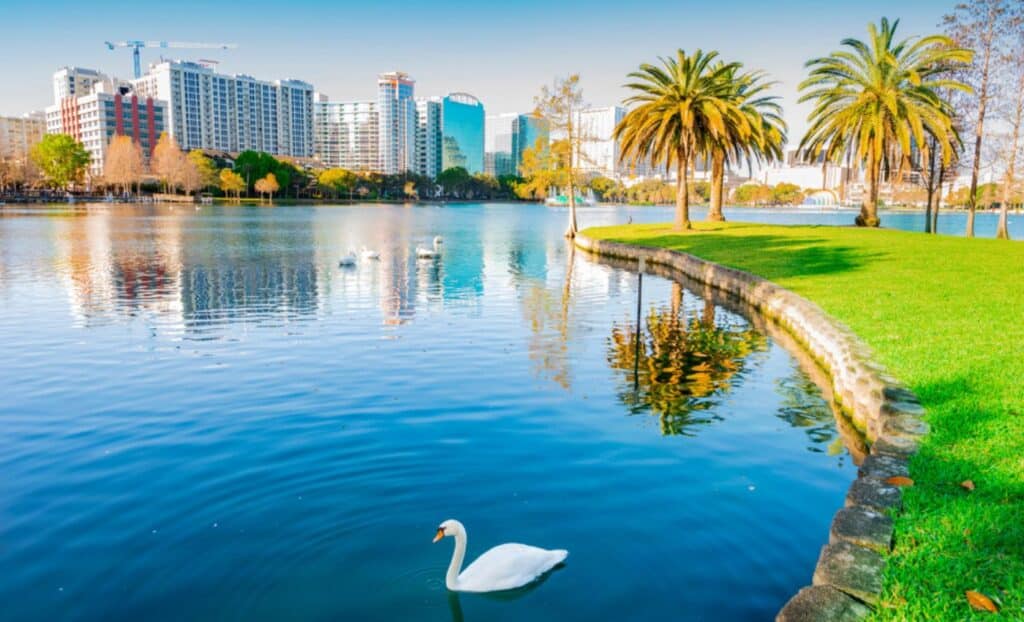 Lugares para visitar en Orlando gratis: Lake Eola Park